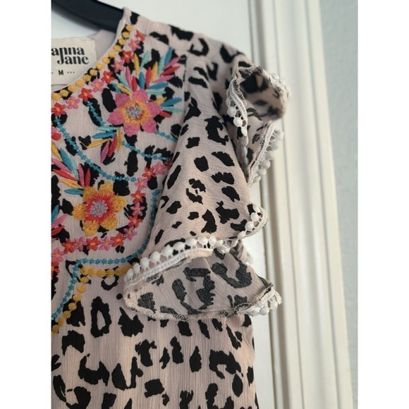 Savanna Jane Shorts Romper Womens Medium Cream Animal Print Embroidered Boho - Picture 4 of 8